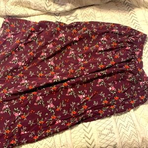 Medium Old navy skirt, lightly worn